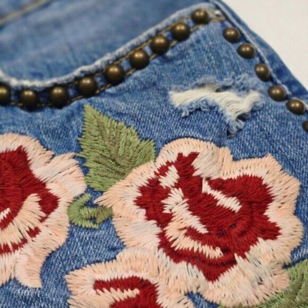 Free People ✦ Denim Mini Skirt ✦ Embroidered Roses Studs Raw Hem Distressed 26 - Picture 7 of 15